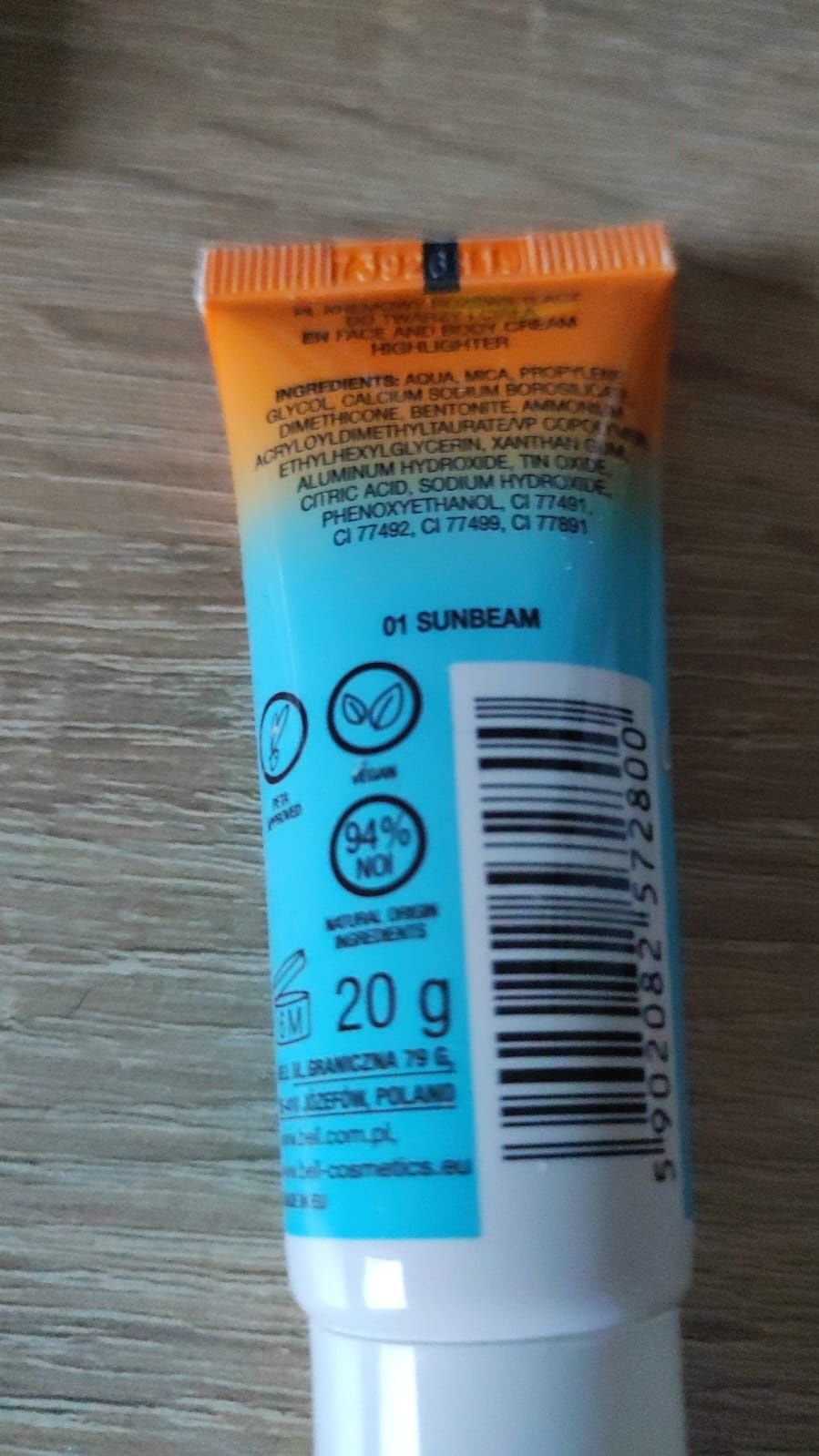 Beach please I’m a solar cream 01 sunbeam rozświetlacz