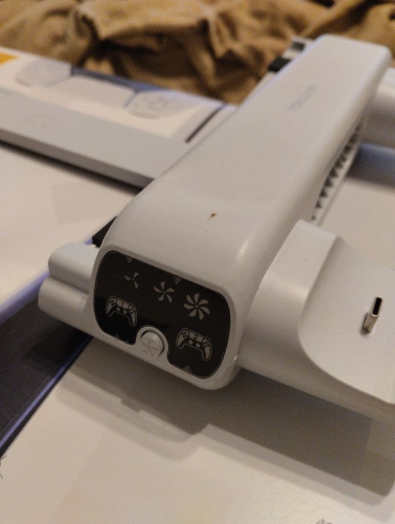 PS5  1 TERABYTE + acessórios
