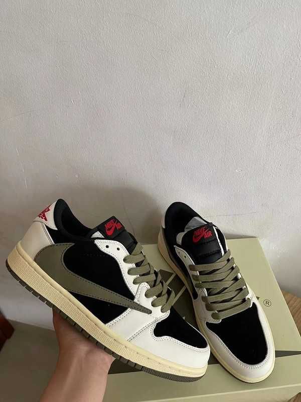 Jordan 1 Retro Low OG SP Travis Scott Olive  R.39
