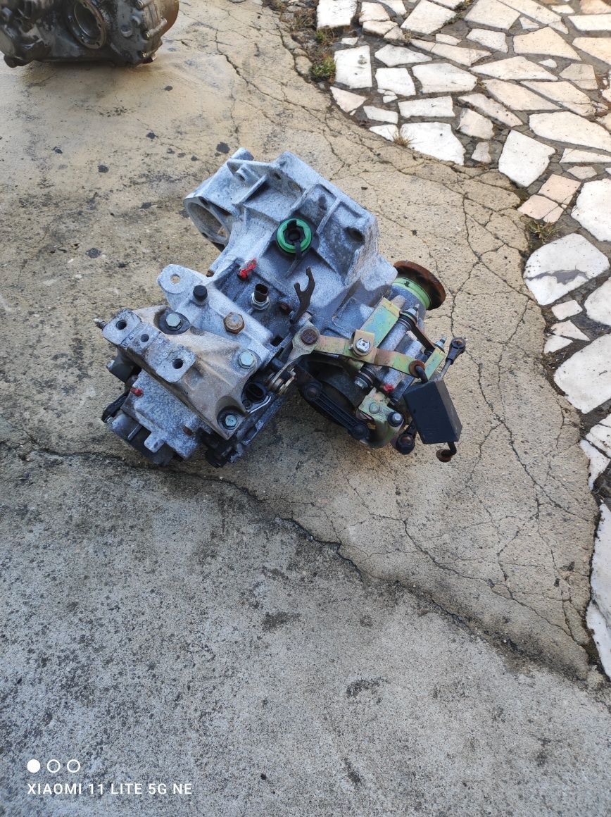 Caixa de 5V para grupo VAG 1.4 e 1.6 a gasolina ref DVW