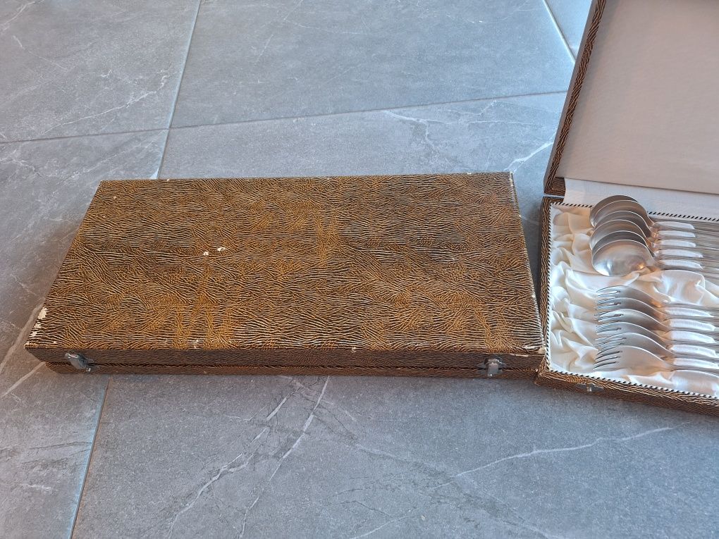 2 zestawy sztućców posrebrzanych sztućce platerowane