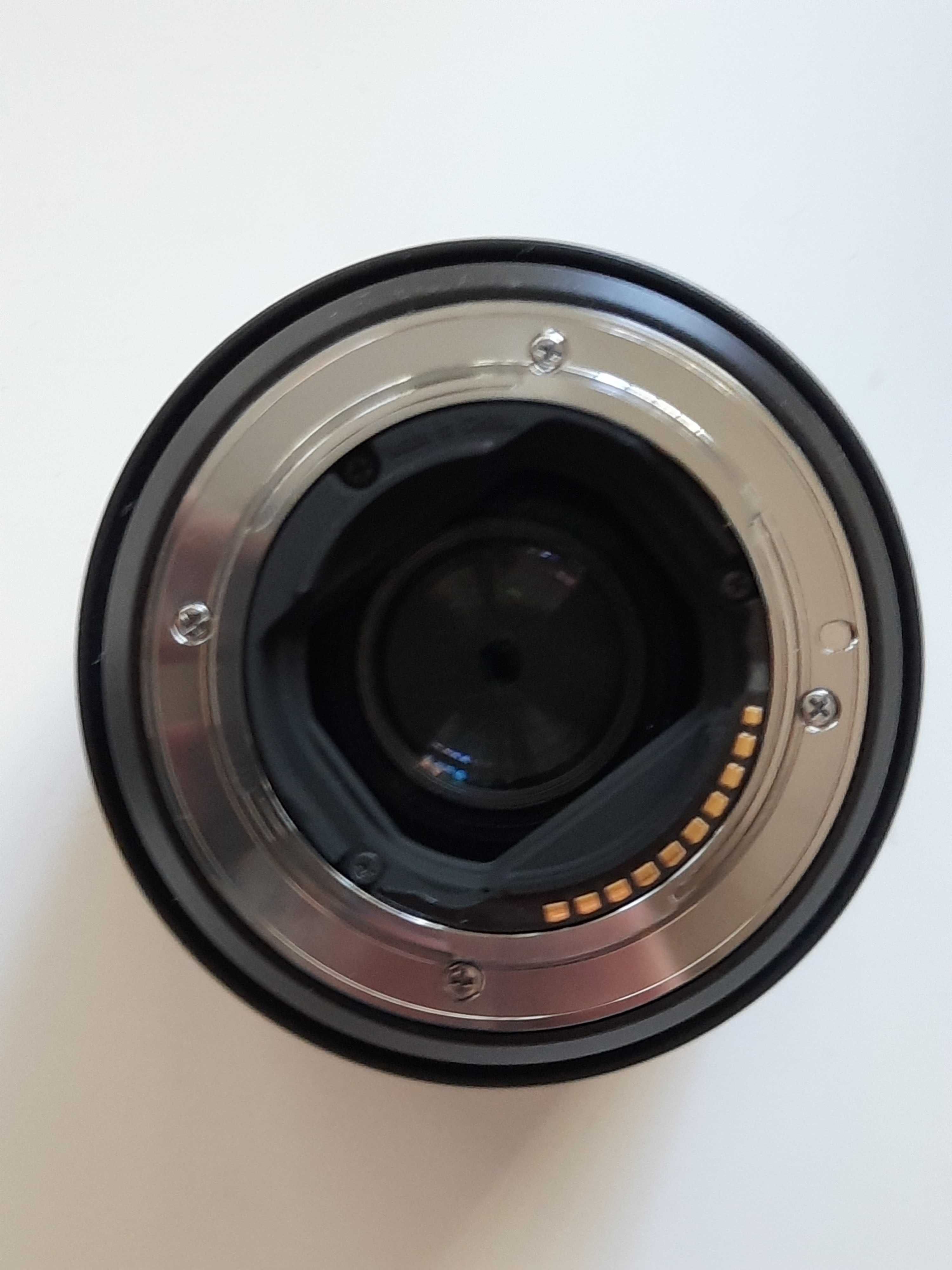 Sony 85 mm f1.8 FE