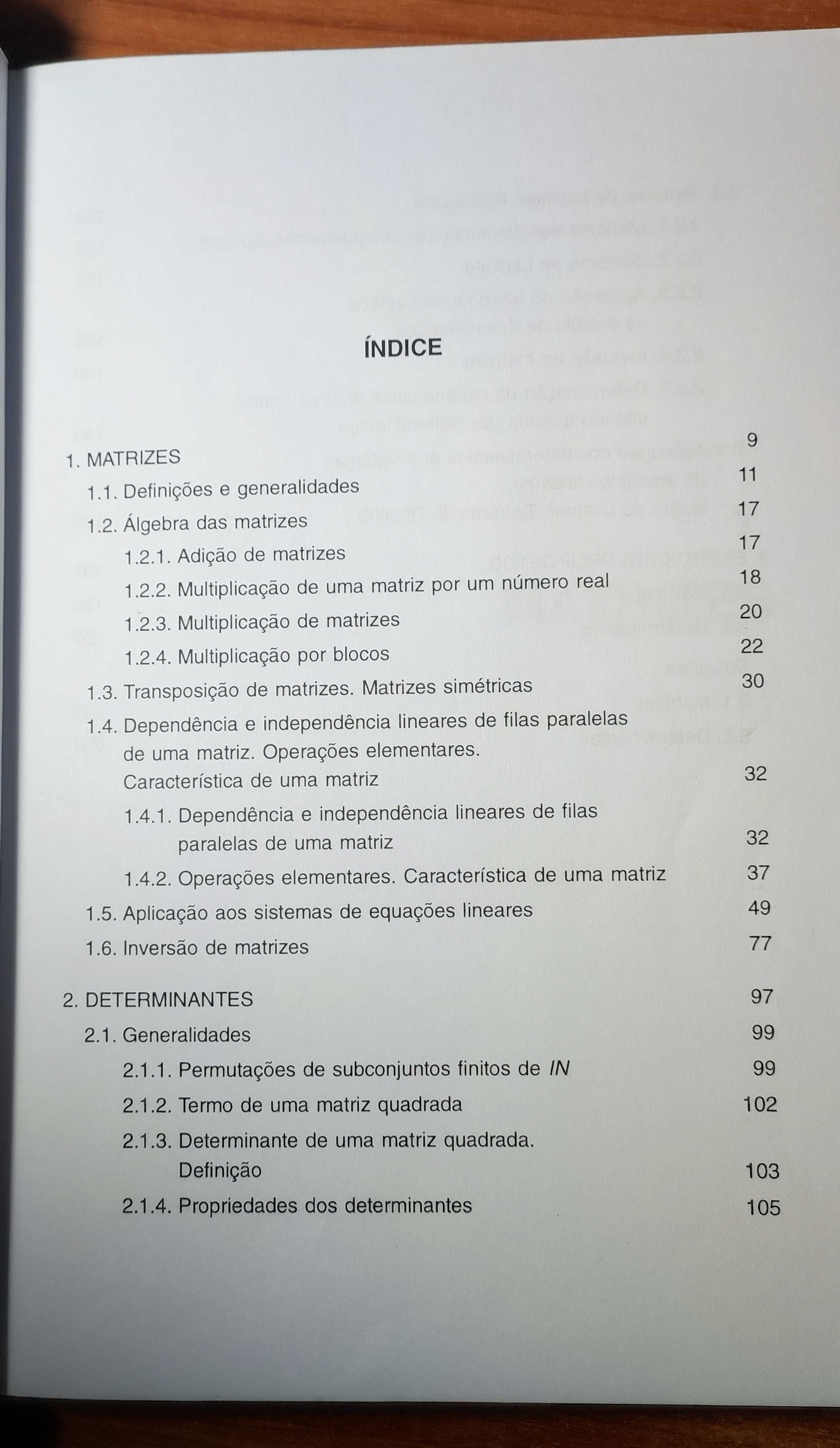 Livro | Álgebra Linear - Matrizes e determinantes (vol. 1)