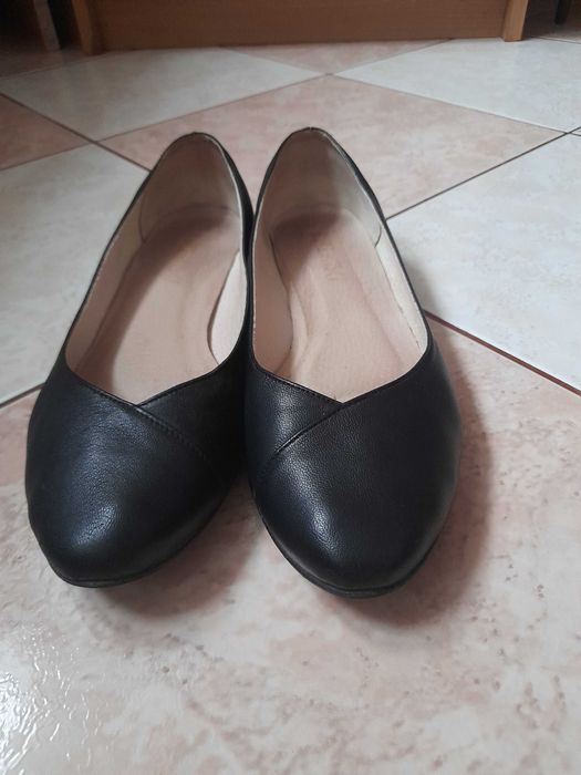 Skórzane baleriny damskie r. 39