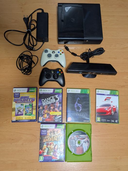 Konsola Xbox 360 + kinect + 2 x pad + gry