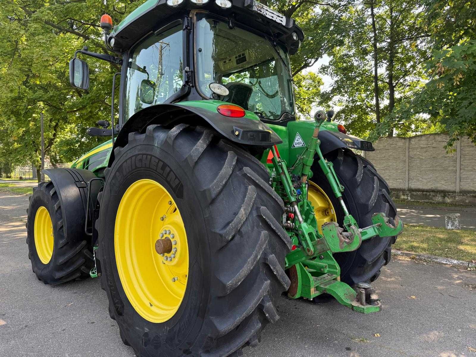 трактор John Deere 8335R  Powеr Shift . Рік випуску  2014