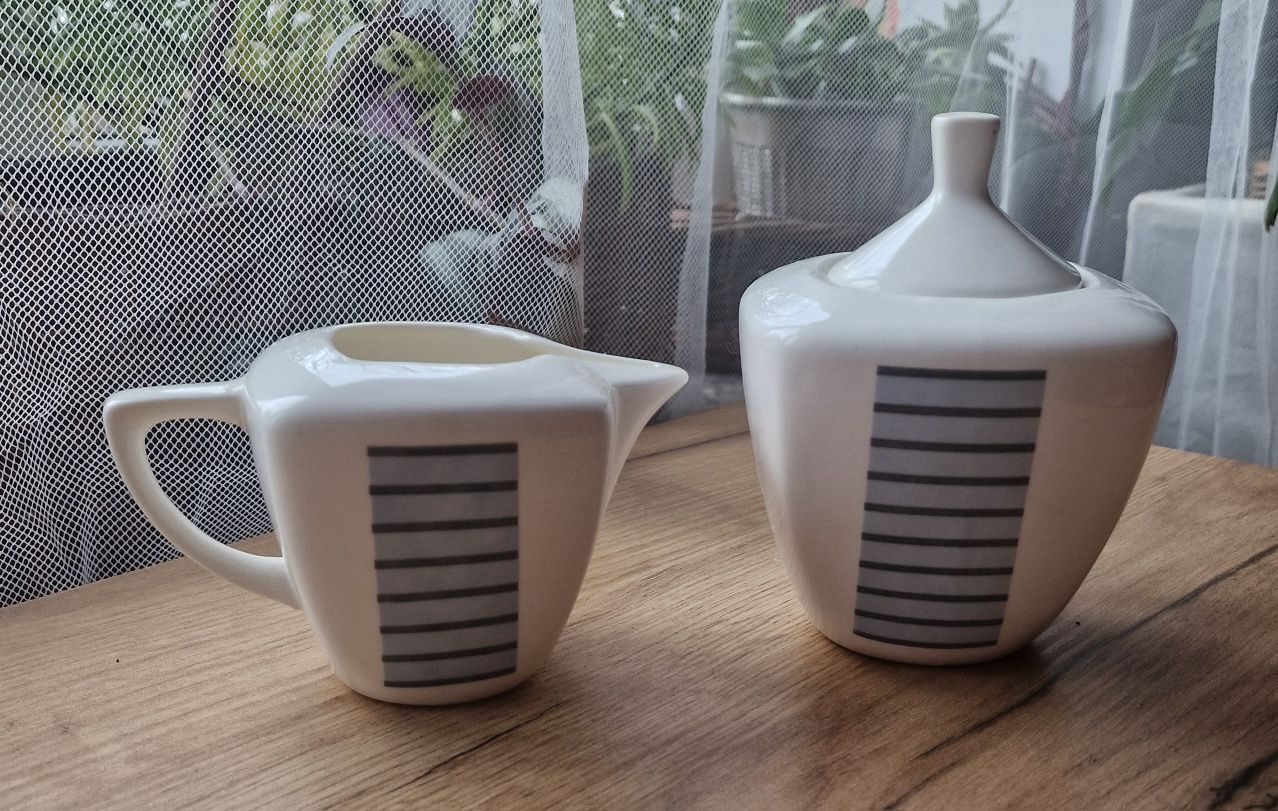 Cukierniczka i dzbanuszek na mleko