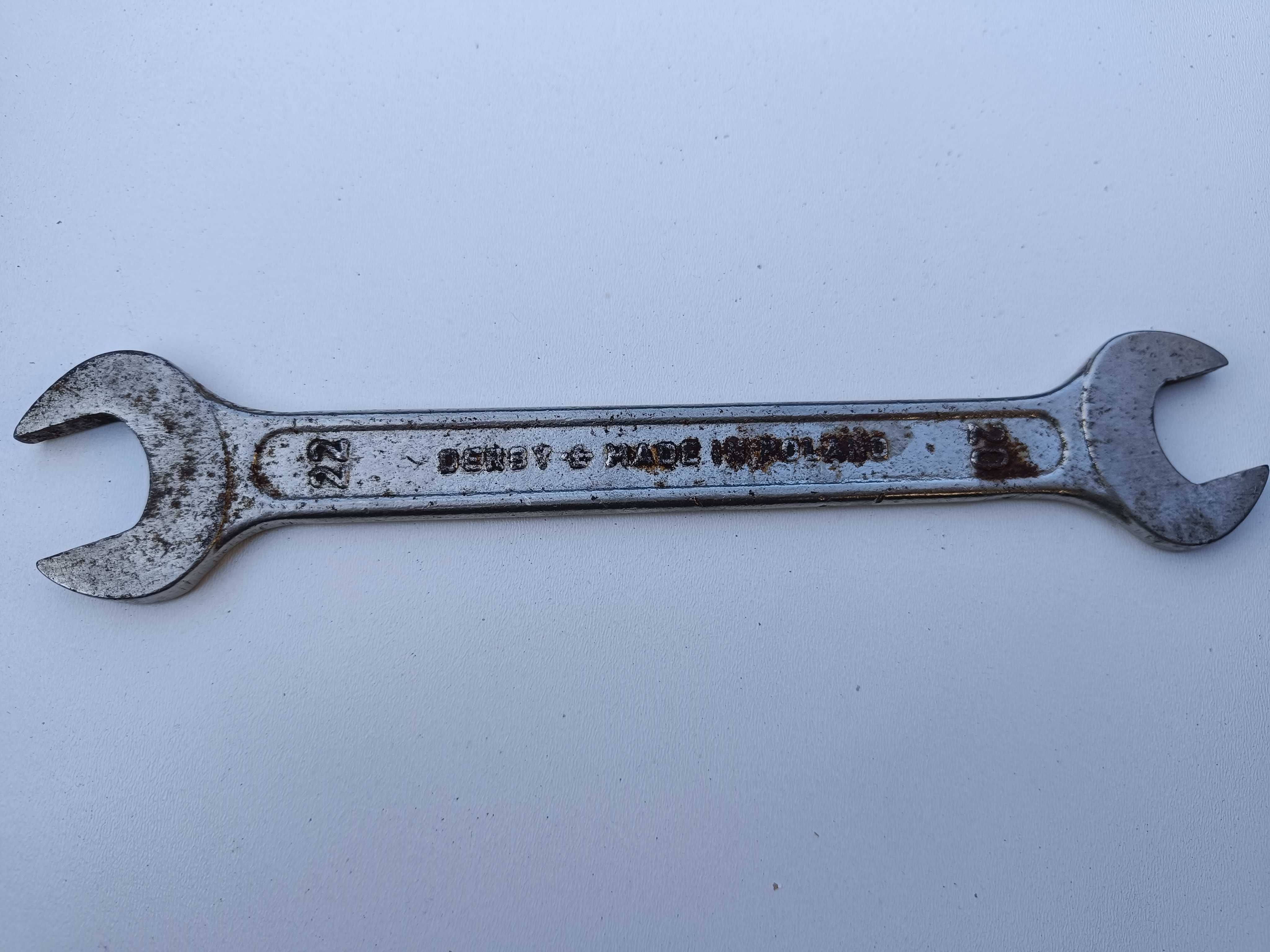 Stary klucz płaski DERBY RWPd Made in Poland 20 x 22 mm