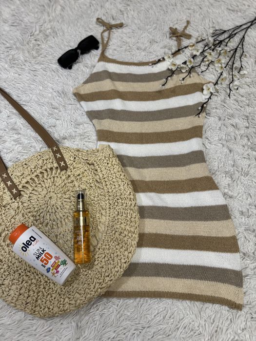 Шикарне пляжне плаття PrettyLittleThing