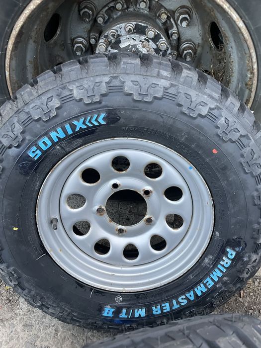 диски 5x139,7 ET5 R15 нива уаз буханка грязева резина 235/75 R15 MT