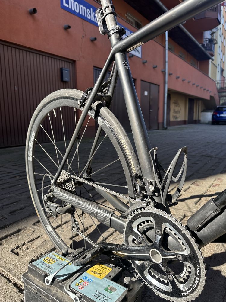 Specialized Tarmac SL5 – karbonowy rower szosowy