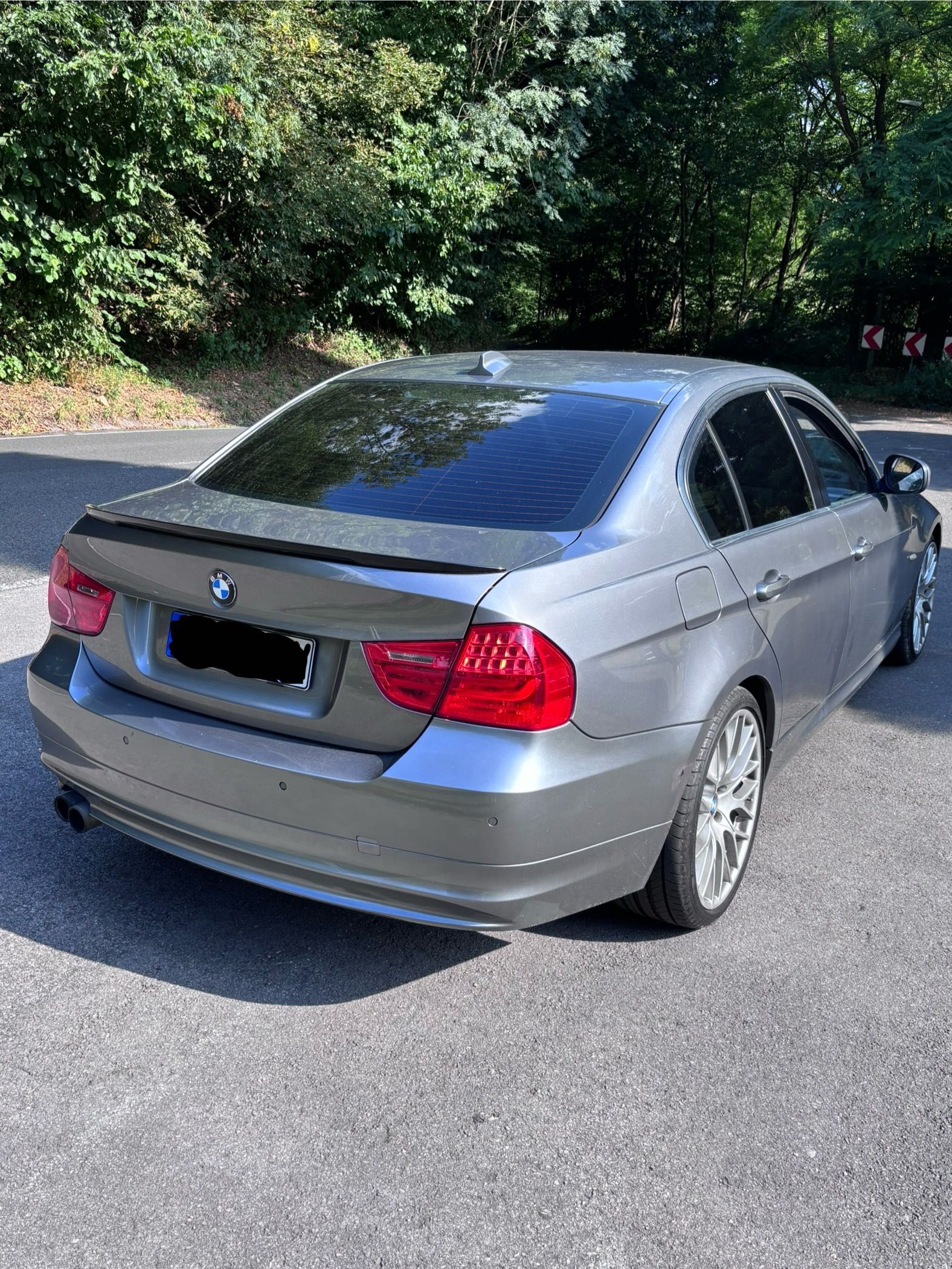 Bmw 325d E90 LCI 197KM
