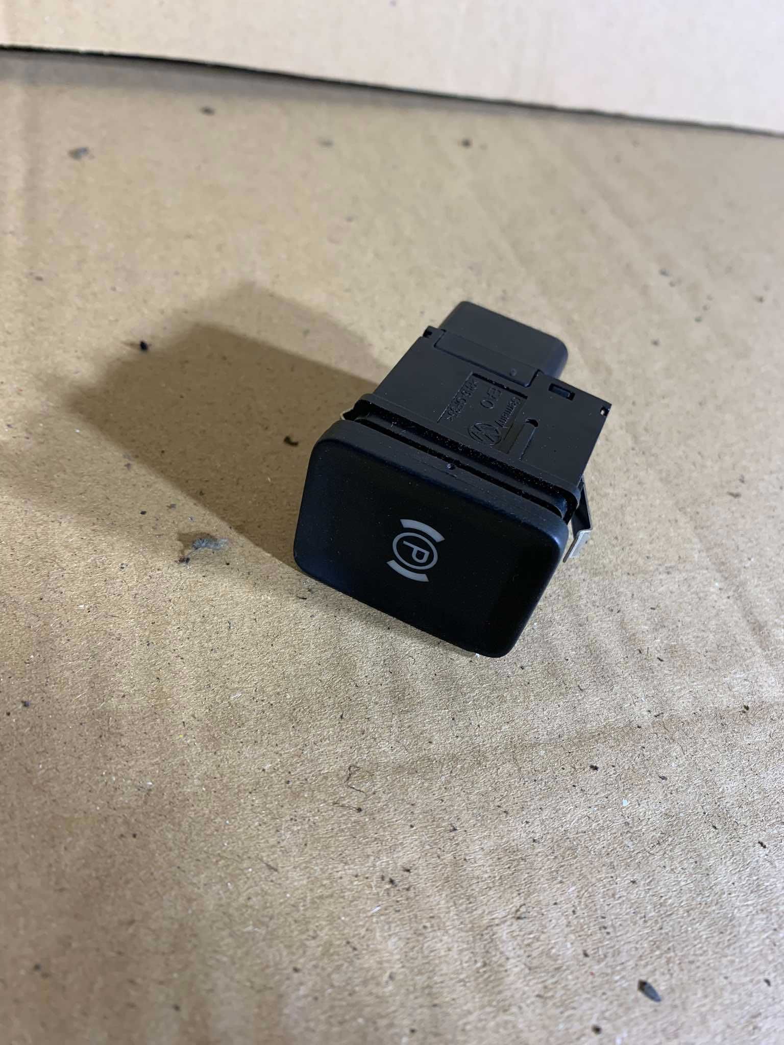 przełącznik przycisk ręcznego vw volkswagen passat b6