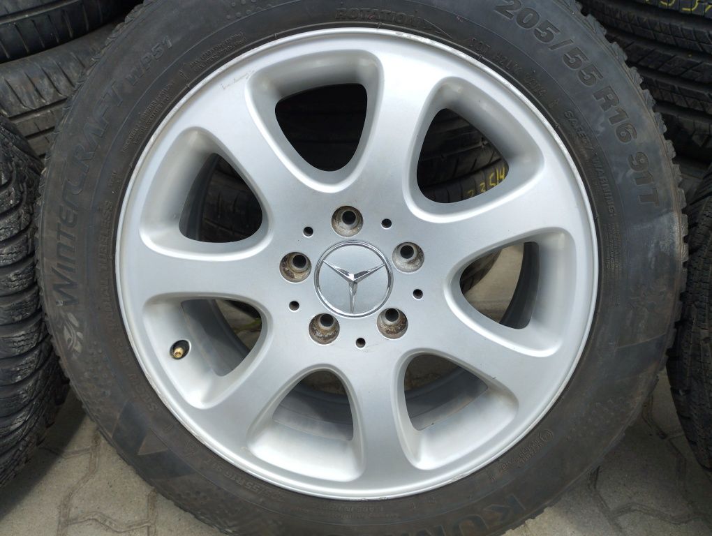 Диски з шинами 5x112 R16 7j ET37 D66