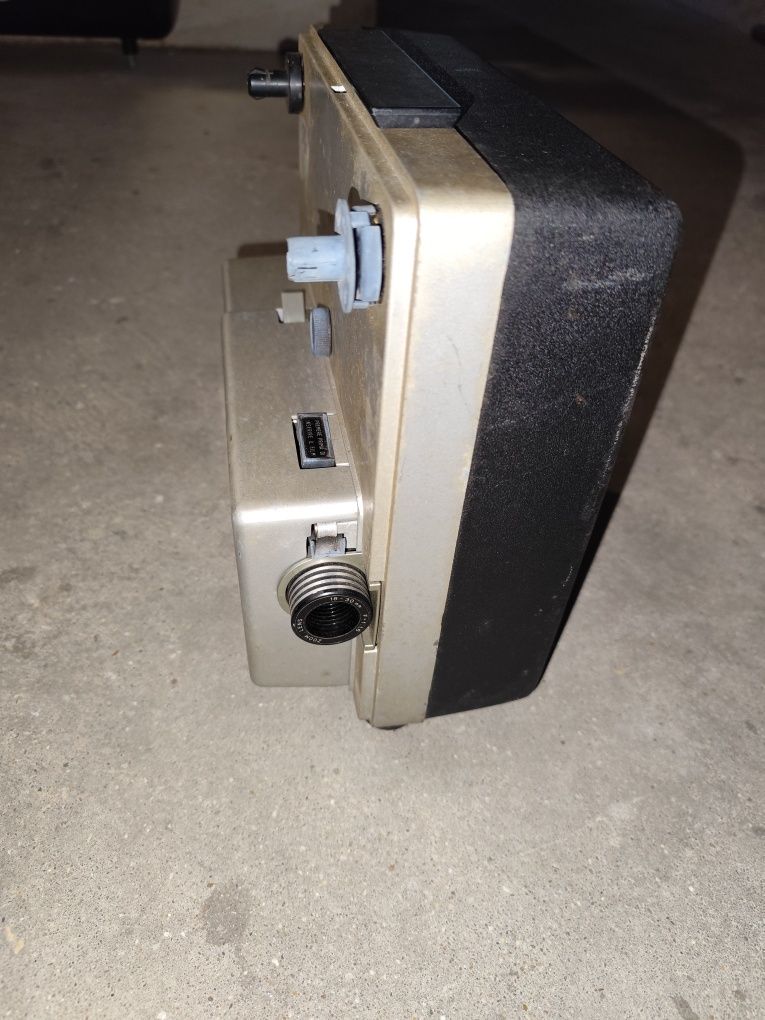 Projetor anos 70 Comet super 8