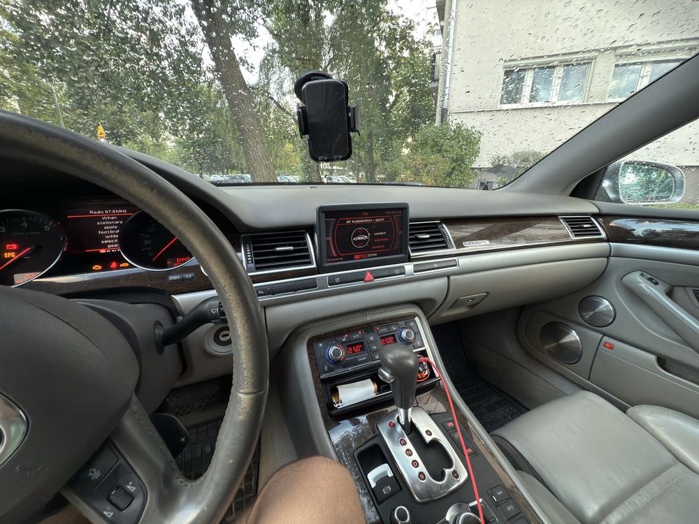 Audi A8 4.2 benzyna