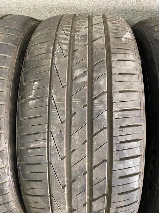 Комплект літньої резини hankook ventus s1 evo2 suv 235/50/r19