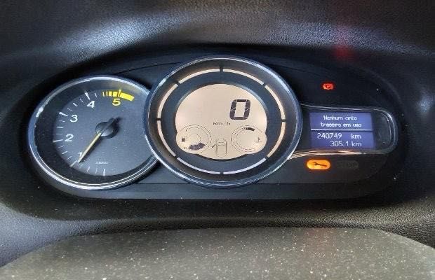 Vendo carrinha acidentada traseira
