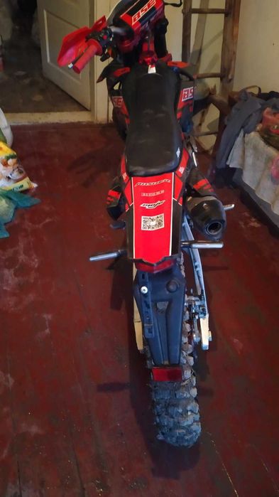 Продам нове мото BSE J10