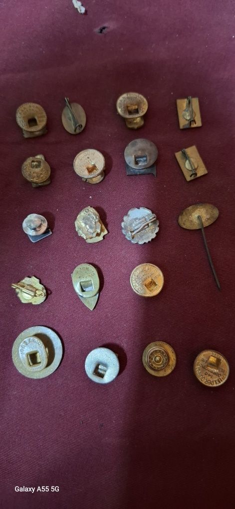 Lote de vários pin's