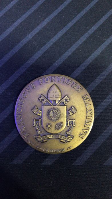 Moeda Oficial do Papa Francisco