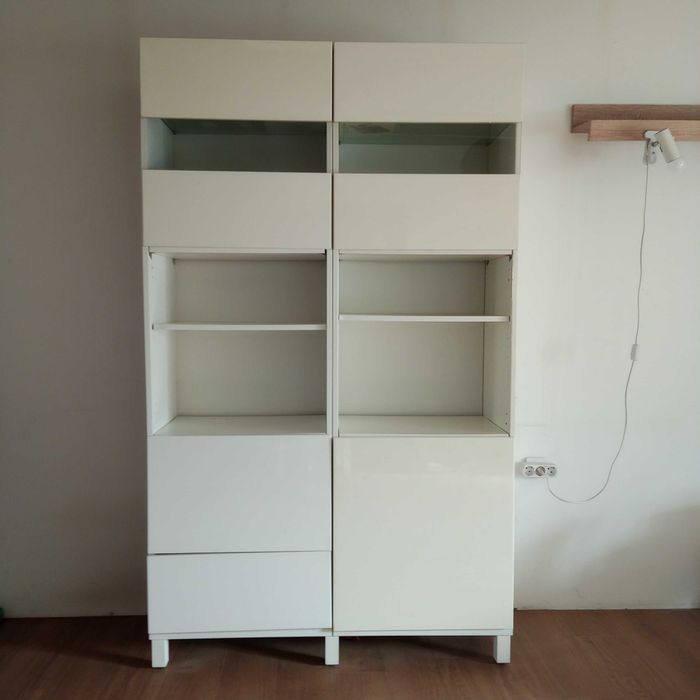 Armário branco modular – funcional e espaçoso