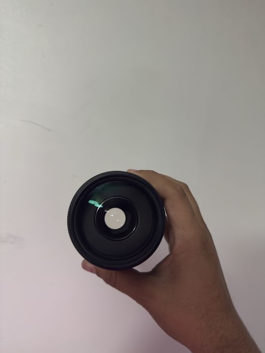 Objetiva CANON EF 75-300mm f/4.0-5.6 III (Preto - Encaixe: Canon EF)