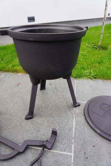 Palenisko na ognisko, Grill, Skład drewna, Kociołek żeliwny