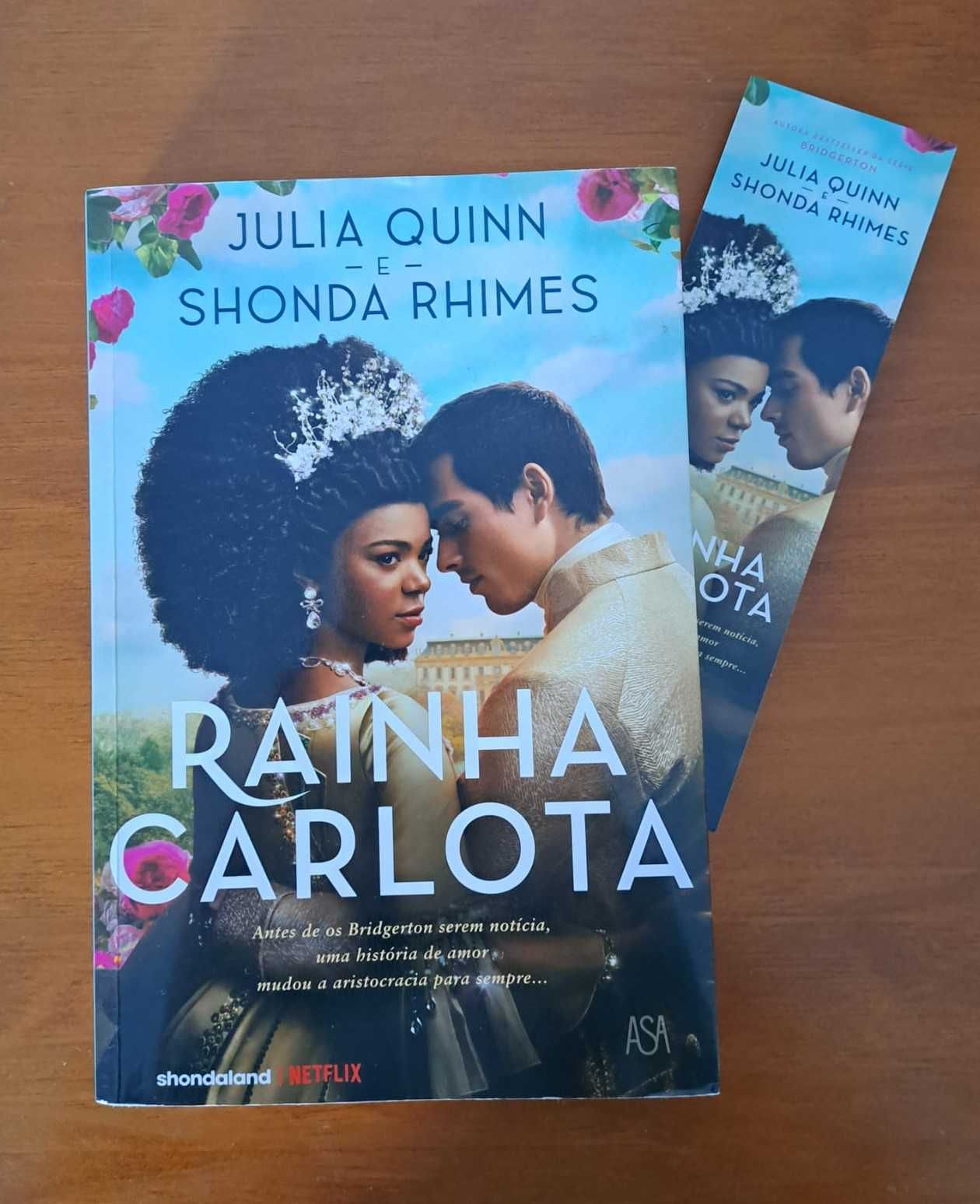Livro "Rainha Carlota", de Julia Quinn e Shonda Rhimes