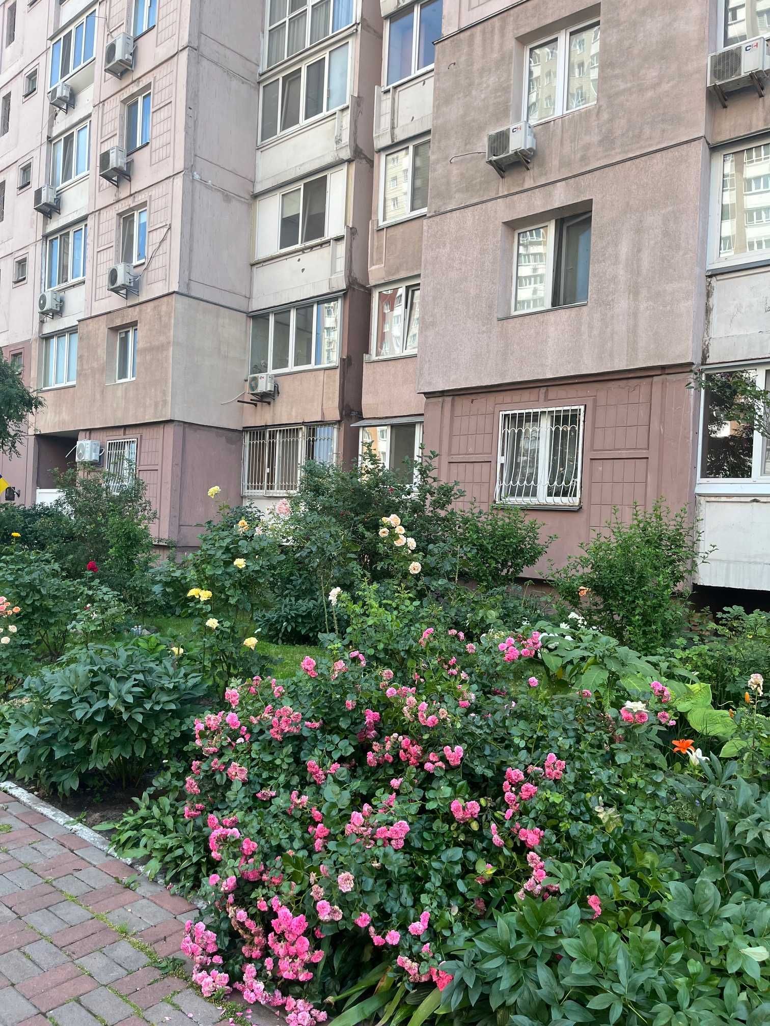 Продаж 1-кім. квартири на Позняках вул.Пчілки 2 Б