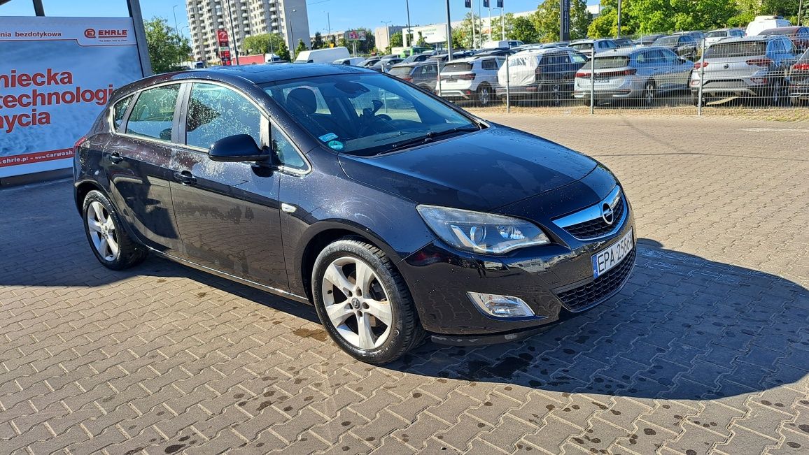 Opel astra 4 1.7cdti 2010 - ZAMIANA