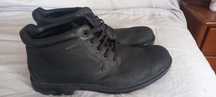 Botas pretas pouco uso