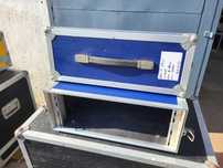 RACK 4U , 1x szyna - 44cm do klapy double door / FAKTURA RN4U/2