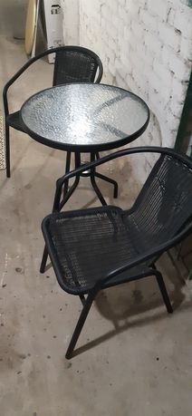 Zestaw balkonowy stolik i dwa krzesła