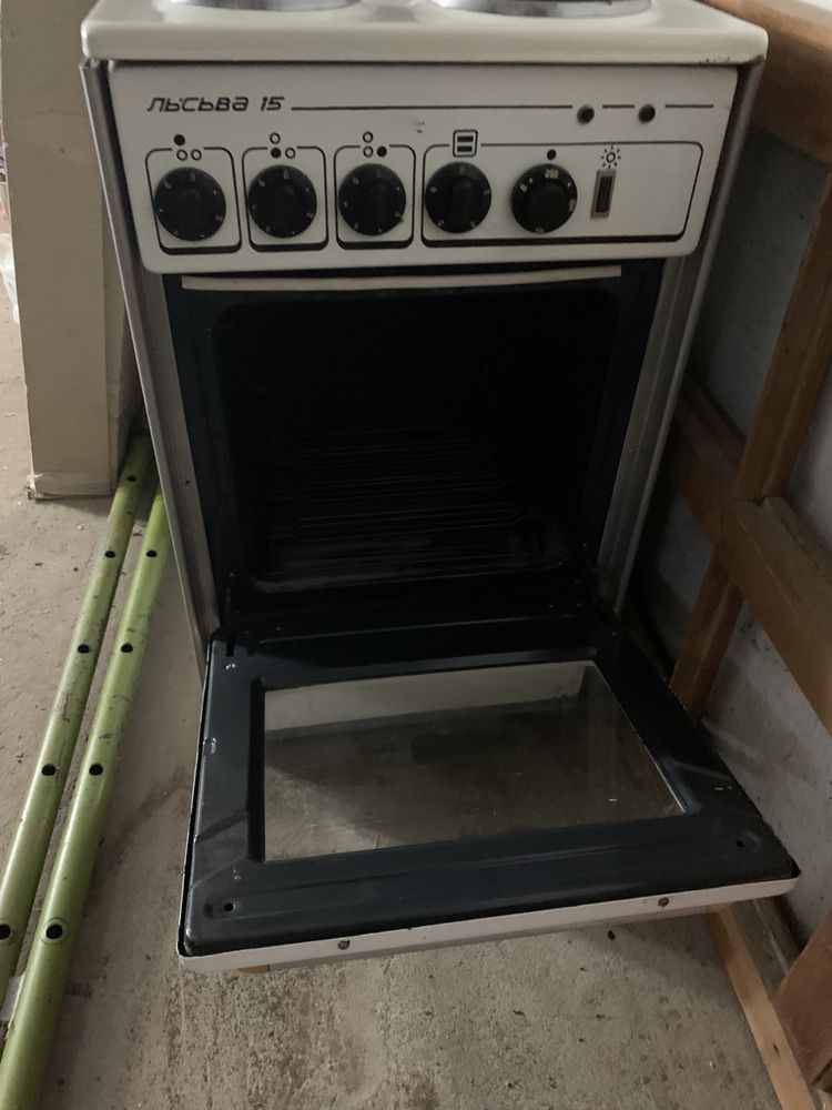 Продам плиту электрическую