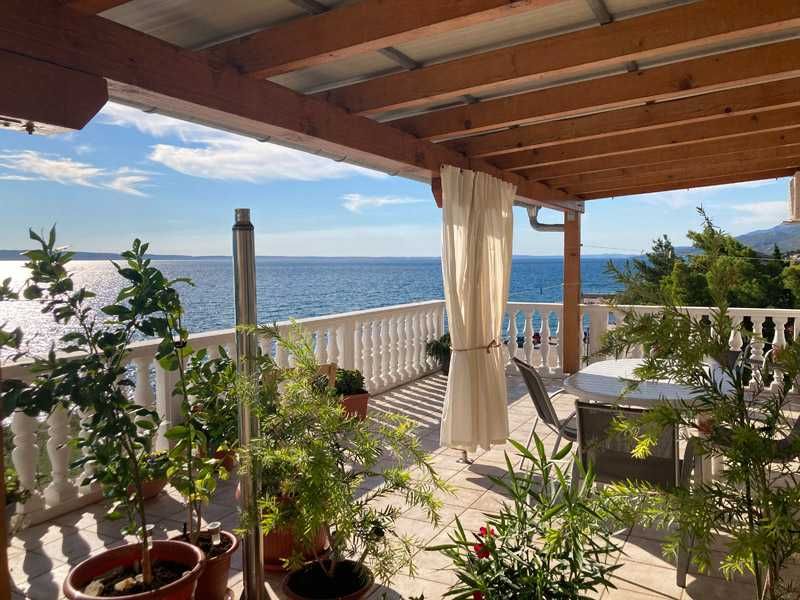 CHORWACJA STARIGRAD 13.08-20.08 apartament z widokiem na morze 4 os.