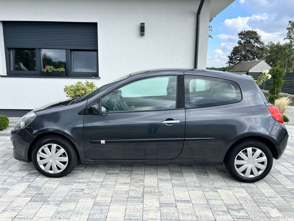 Renault Clio 1.6 Benzyna 2005r Klimatyzacja