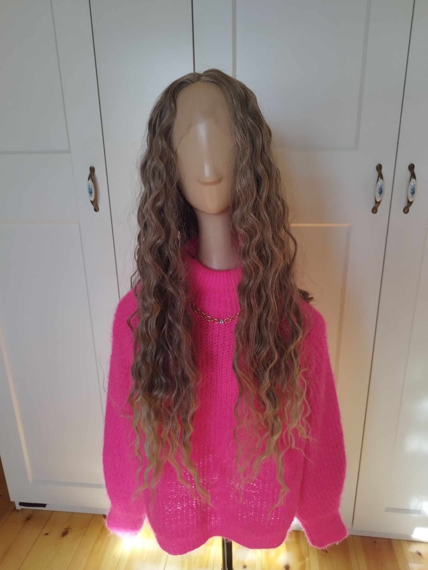 Peruka lace front 86cm. Popielaty blond falowana. Gratis dodatki