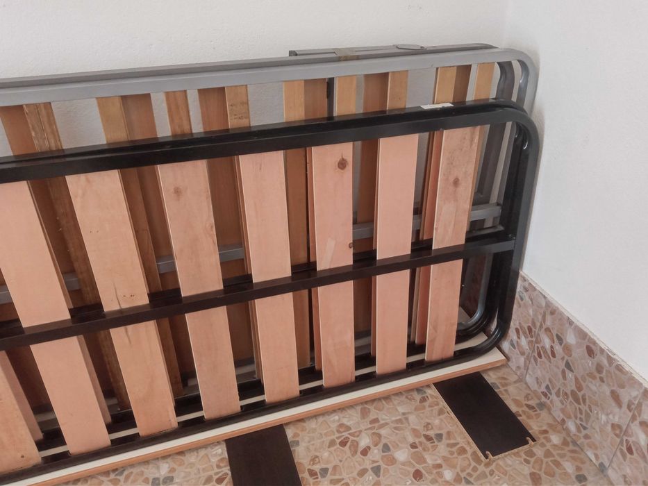 Estrades Cama ( 2 unidades - vendo separado )  1,95m por 0,78cm