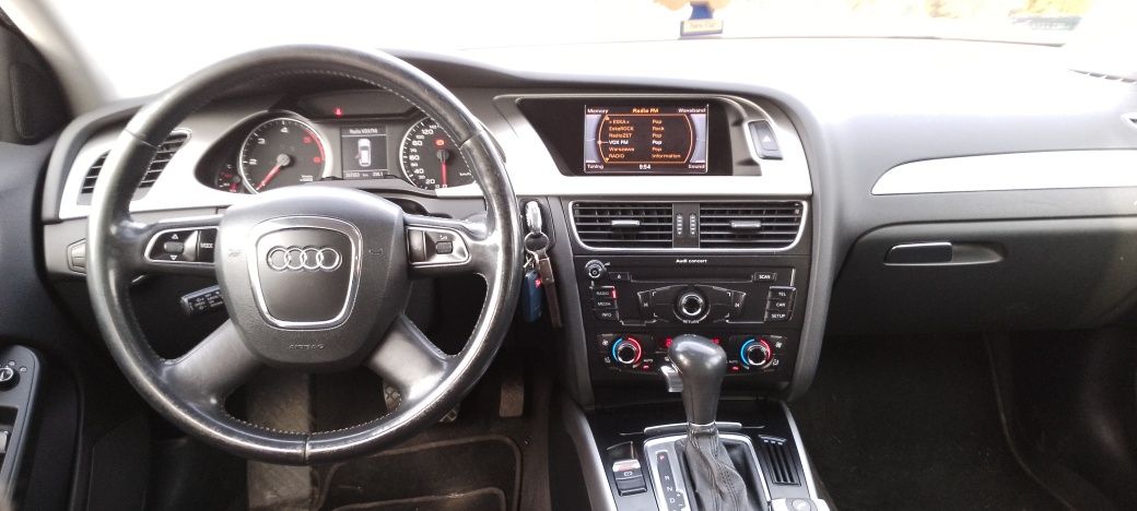 Sprzedam Audi A4 B8