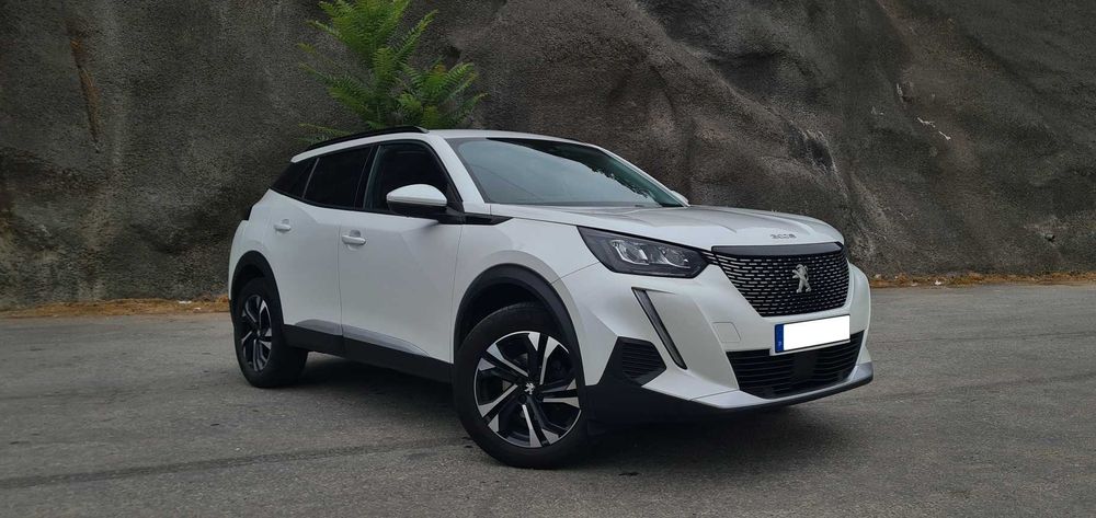 PEUGEOT 2008 1.2 PURETECH ALLURE