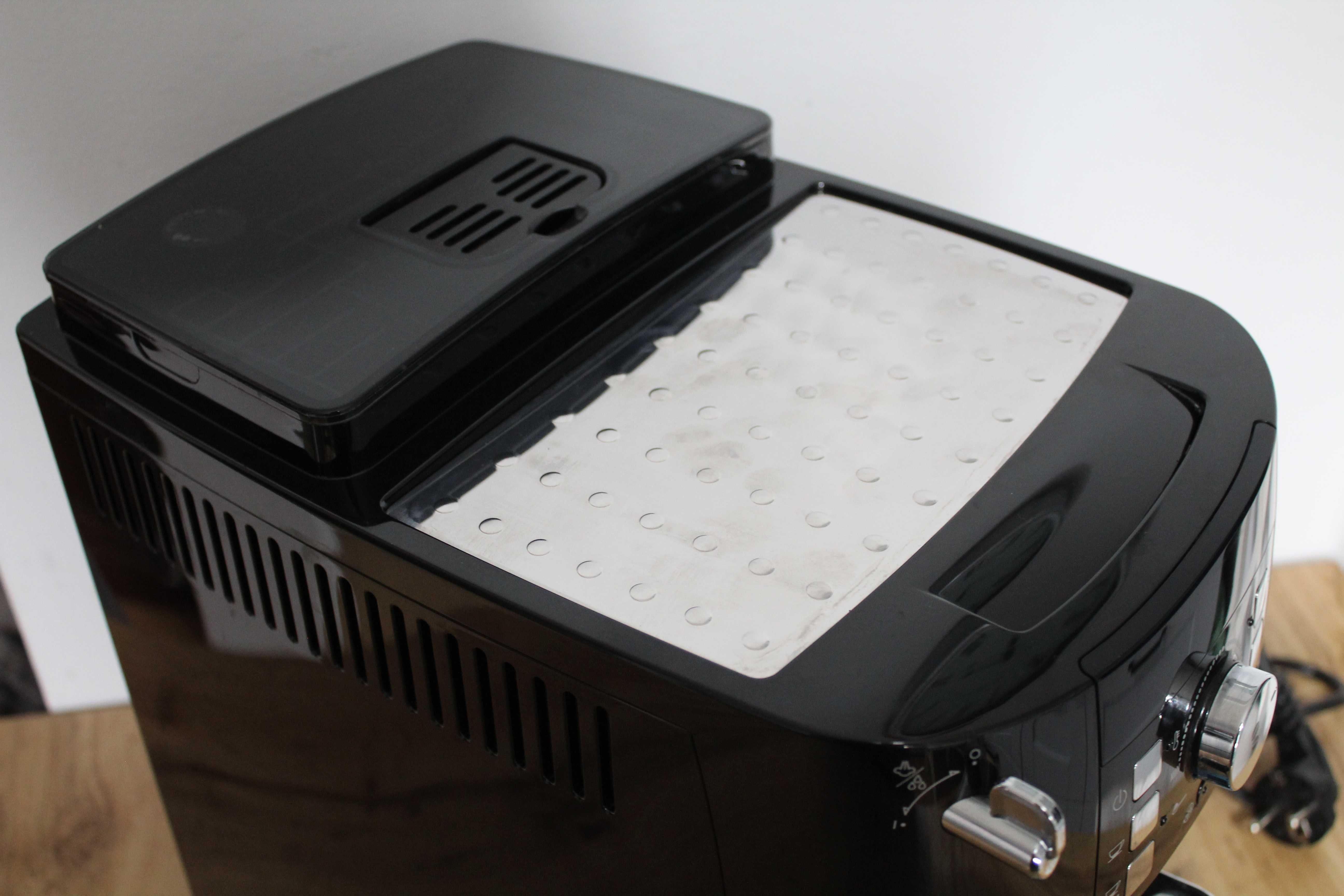ekspres DELONGHI MAGNIFICA S  ecam20.116 gwarancja serwisowa