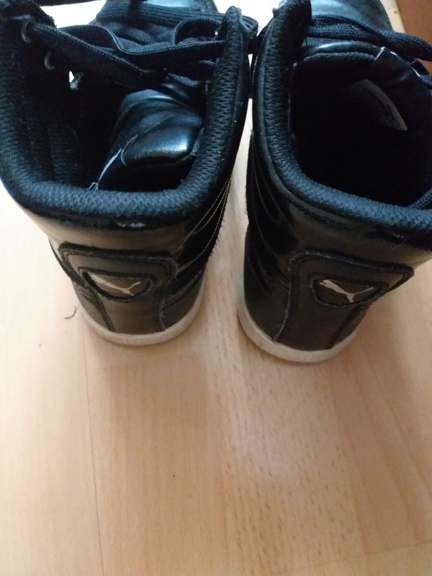 Buty chłopięce PUMA 37 rozmiar dł.wkładki 23 cm