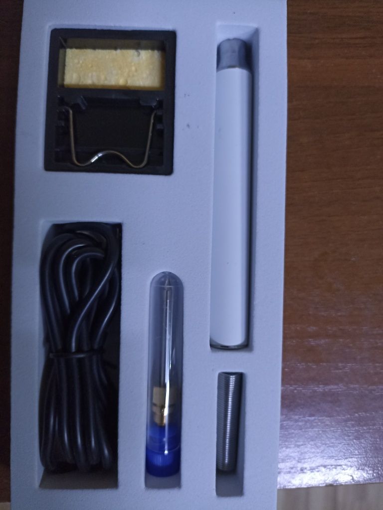 Паяльник USB працює без мережі