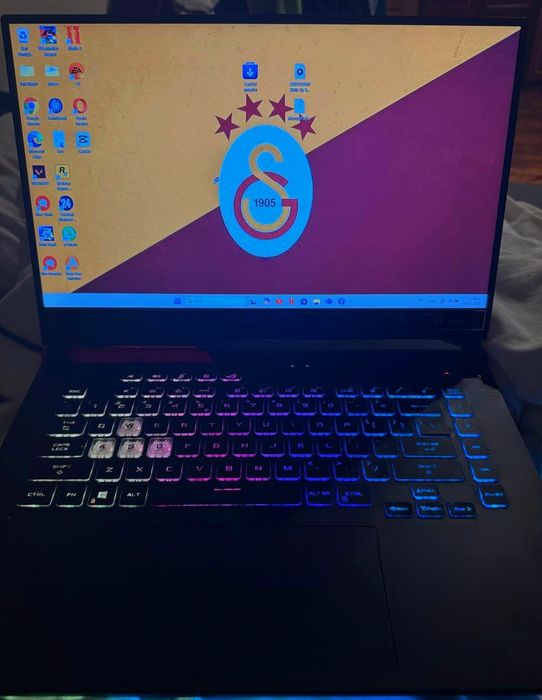 Laptop gamingowy ASUS ROG Strix G15  • Ryzen 7 4800H • RTX 3050 Ti
