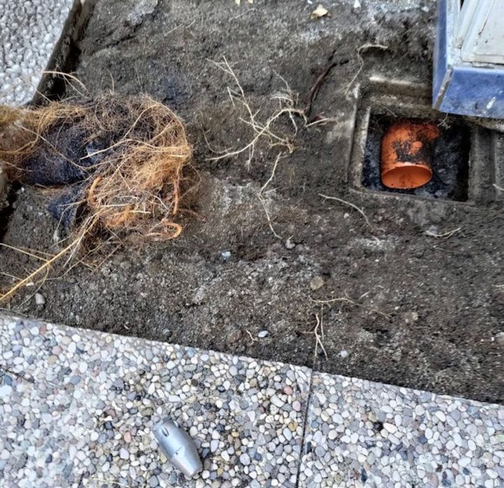 DESENTUPIMENTOS / CANALIZADORES