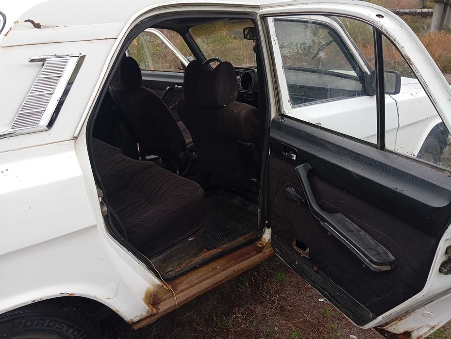 Продам   Волга Газ 2410