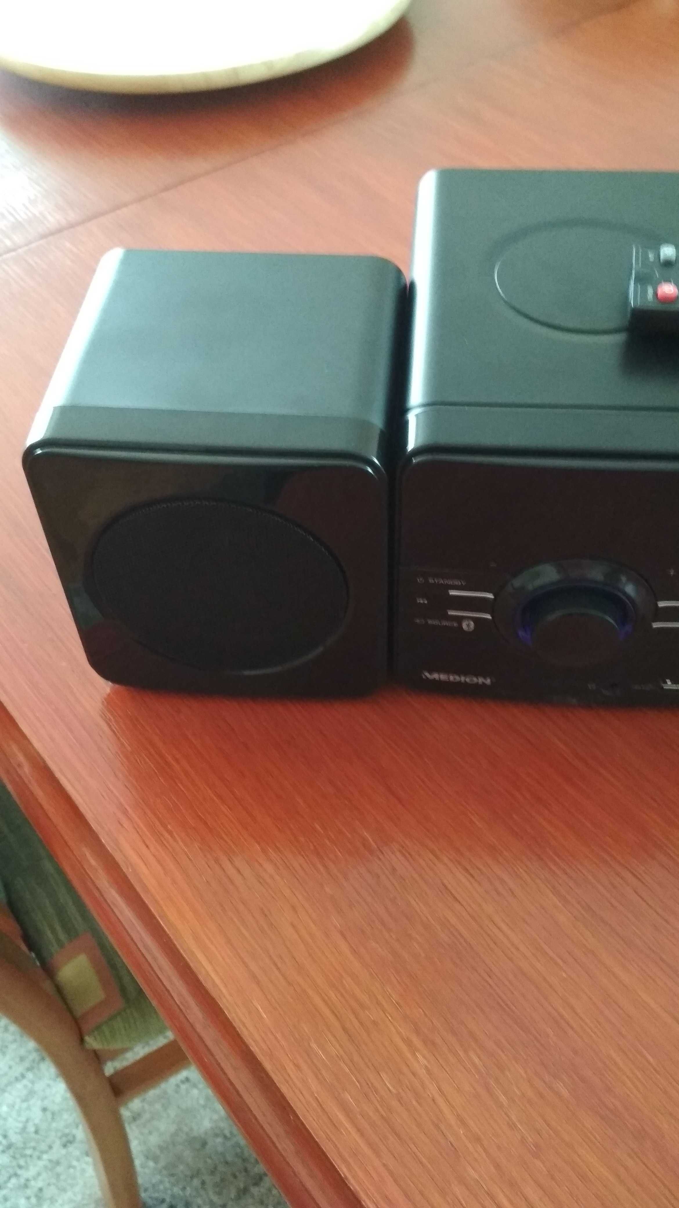 Mini wieża CD radio