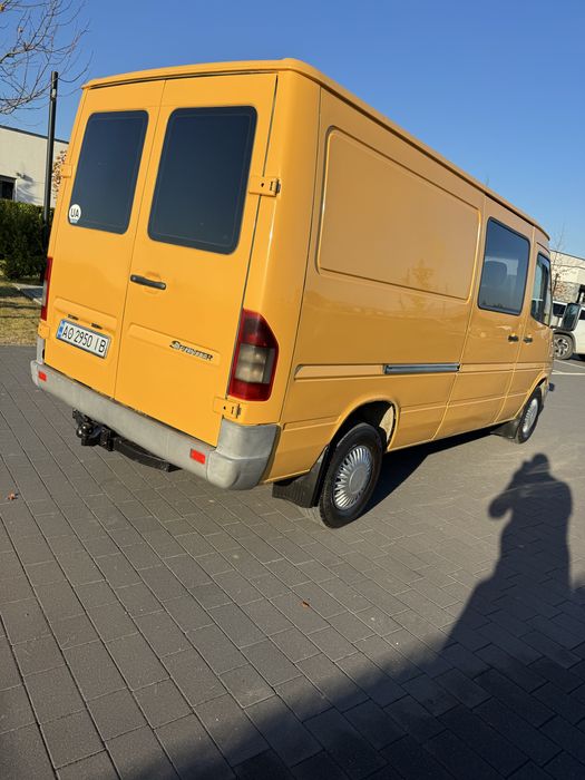 Mercedes-Benz Sprinter 2005 рік