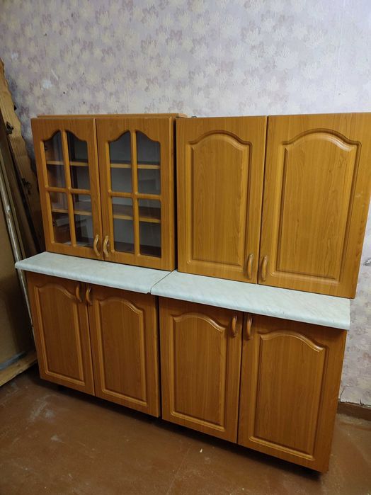 Кухня б/у меблі кухонні